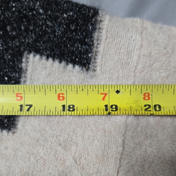 Joie Sz Medium Womens Black and Cream Crew Neck Sweater - Picture 5 of 9